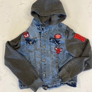 🏀 Chicago Bulls Vintage Jean Patch Jacket with Hoodie 🏀